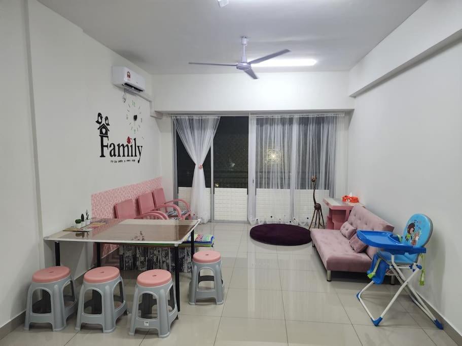 Cozy Familee Homestay Simpang Ampat  Zewnętrze zdjęcie